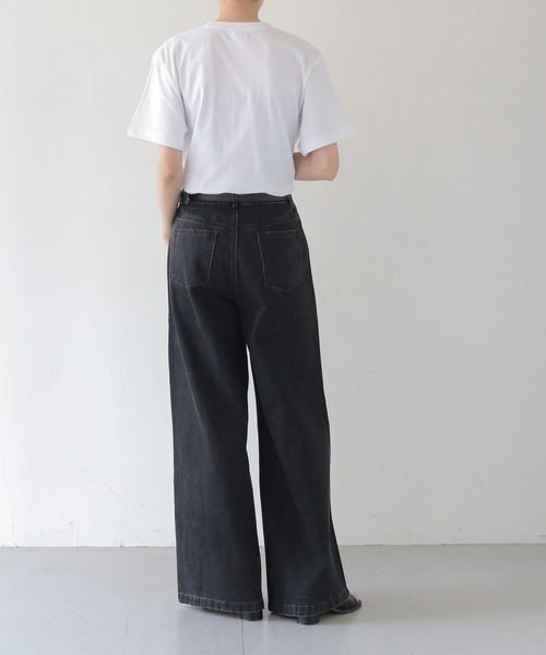 cheriella（シェリエラ）の「【HER CLOSET×cheriella】ハイウエストタックワイドデニムパンツ HIGH WAIST TUCK WIDE DENIM PANTS（デニムパンツ・レディース・ブラック/インディゴブルー・L/M/S）」の8枚目の写真
