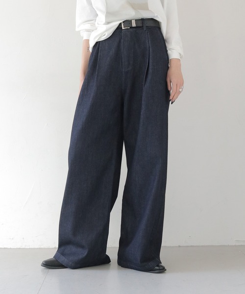 cheriella（シェリエラ）の「【HER CLOSET×cheriella】ハイウエストタックワイドデニムパンツ HIGH WAIST TUCK WIDE DENIM PANTS（デニムパンツ・レディース・ブラック/インディゴブルー・L/M/S）」の9枚目の写真