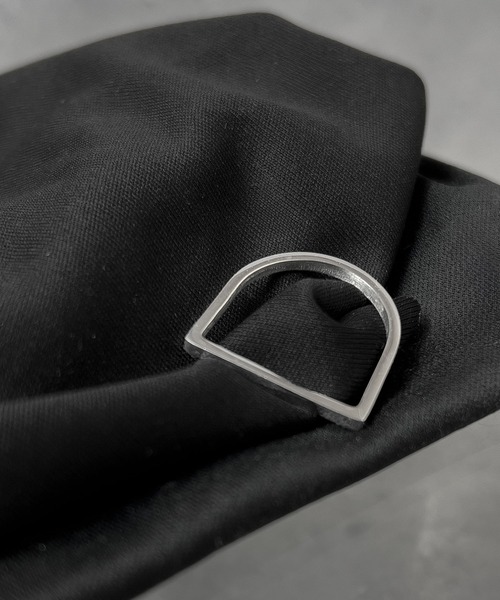 SBG（エスビー）の「SBG シルバースタイリッシュリング（リング・メンズ・シルバー系1/シルバー系2/シルバー系3/シルバー系4・FREE/16号/18号）」の8枚目の写真