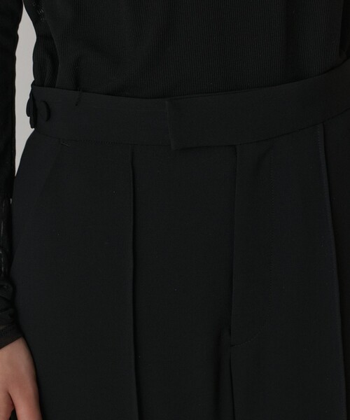 GRACE CONTINENTAL（グレースコンチネンタル）の「インサイドスリットスリムパンツ（その他パンツ・レディース・ベージュ/ブラック・38/34/36）」の7枚目の写真