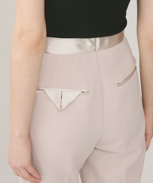 GRACE CONTINENTAL（グレースコンチネンタル）の「インサイドスリットスリムパンツ（その他パンツ・レディース・ベージュ/ブラック・38/34/36）」の18枚目の写真