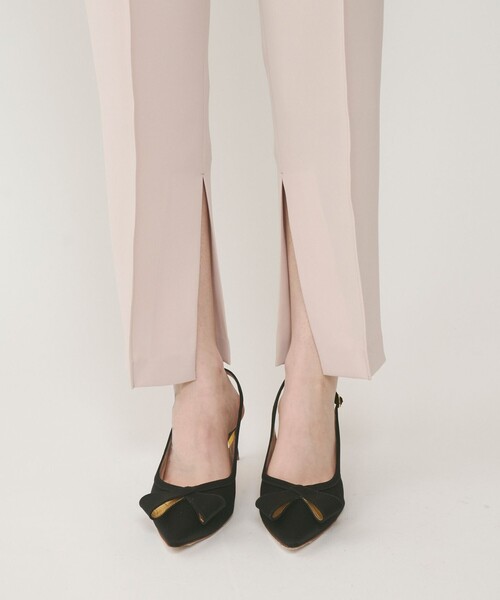 GRACE CONTINENTAL（グレースコンチネンタル）の「インサイドスリットスリムパンツ（その他パンツ・レディース・ベージュ/ブラック・38/34/36）」の19枚目の写真