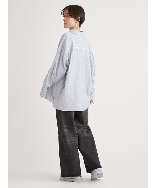 emmi(エミ)の「リサイクルコットンタックデニムパンツ(デニムパンツ・レディース・ブラック/インディゴブルー・0/1)」の19枚目の写真