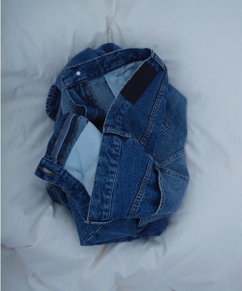 emmi(エミ)の「リサイクルコットンタックデニムパンツ(デニムパンツ・レディース・ブラック/インディゴブルー・0/1)」の3枚目の写真