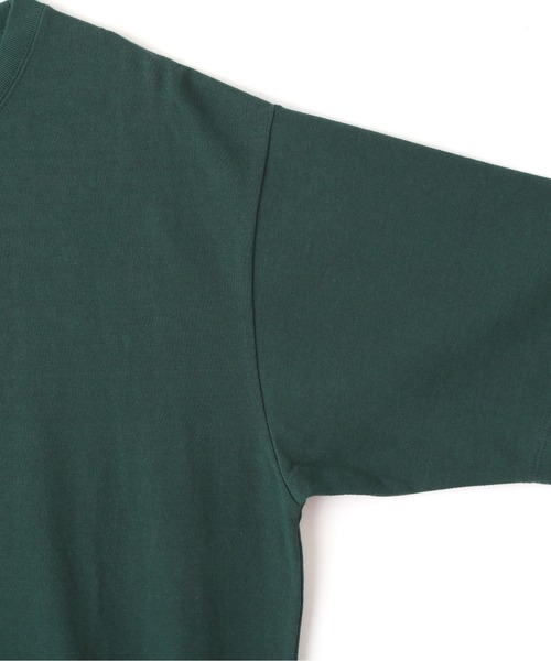 AVIREX(アヴィレックス)の「《WEB&DEPOT限定》ONE POINT EMB T-SHIRT"VARSITY LOGO" / ワンポイントロゴ 刺繍 半袖Tシャツ / AVIREX / アヴィレックス(Tシャツ/カットソー・メンズ・ホワイト/ブラック/ダークグリーン/ピンク・MEDIUM/LARGE/X-LARGE/XX-LARGE)」の12枚目の写真