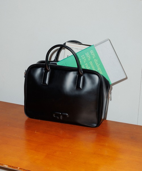 ADAM ET ROPE'（アダムエロペ）の「【再入荷】・【サステナブル】ロゴボストンビッグバッグ（ボストンバッグ・レディース・ブラック/シルバー・FREE）」の19枚目の写真