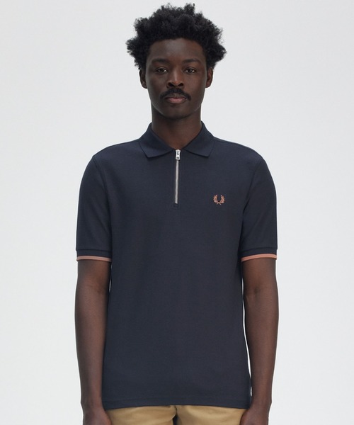 FRED PERRY（フレッドペリー）の「Crepe Pique Zip Neck Polo Shirt／クレープピケジップネックポロシャツ（ポロシャツ・メンズ・ネイビー/ベージュ/サックスブルー・M/L）」の8枚目の写真