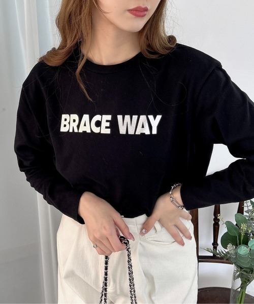 INGNI（イング）の「アソートロゴロングTシャツ（Tシャツ/カットソー・レディース・グレー系6/ブラック×ホワイト/ブラック×シルバー/ホワイト系その他2/ホワイト×シルバー/ブラック系その他/ホワイト×ブラック/ライトグレー系6/ベージュ系7・M）」の6枚目の写真