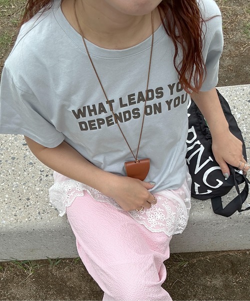 PILIT（ピリット）の「カラフルコンパクトTee（Tシャツ/カットソー・レディース・オフホワイト/ブルー/ネイビー/イエロー/レッド・MEDIUM）」の3枚目の写真