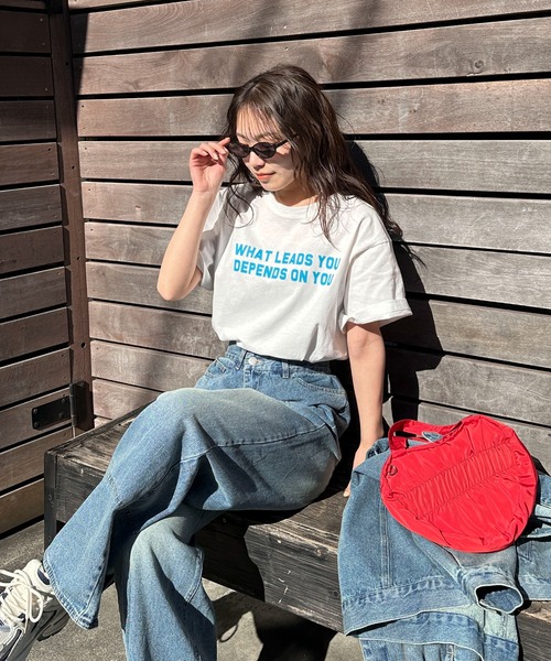 PILIT（ピリット）の「カラフルコンパクトTee（Tシャツ/カットソー・レディース・オフホワイト/ブルー/ネイビー/イエロー/レッド・MEDIUM）」の13枚目の写真