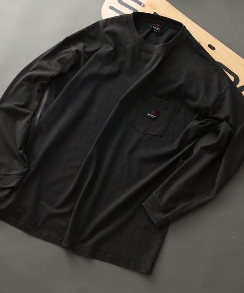 SAVIER(サビアー)の「【SAVIER/サビアー】オーバーサイズ ポケット付クルーネックロンT ワンポイント刺繍 ブランドロゴ(Tシャツ/カットソー・メンズ・ホワイト/ブラック・MEDIUM/LARGE)」の2枚目の写真