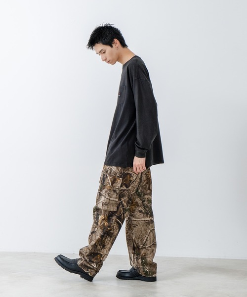 SAVIER(サビアー)の「【SAVIER/サビアー】オーバーサイズ ポケット付クルーネックロンT ワンポイント刺繍 ブランドロゴ(Tシャツ/カットソー・メンズ・ホワイト/ブラック・MEDIUM/LARGE)」の22枚目の写真