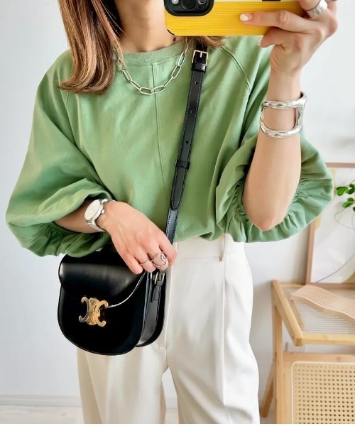 aquagarage（アクアガレージ）の「ボリューム袖カットソー（Tシャツ/カットソー・レディース・ブラック/ネイビー/ベージュ/セージグリーン/ホワイト/ピンク/ライム・M/S）」の21枚目の写真