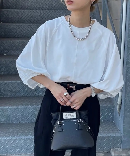 aquagarage（アクアガレージ）の「ボリューム袖カットソー（Tシャツ/カットソー・レディース・ブラック/ネイビー/ベージュ/セージグリーン/ホワイト/ピンク/ライム・M/S）」の13枚目の写真