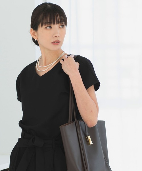 Rebloom(リブルーム Rebloom Reb loom)の「【セットアップ対応/洗える/セレモニースーツ】プルオーバーVネック半袖トップス 単品(シャツ/ブラウス・レディース・ネイビー/ベージュ/ブラック・M/S/L)」の18枚目の写真