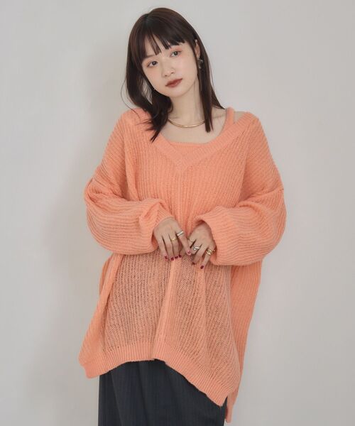 kivi(キヴィ)の「V neck PO & tank top(ニット/セーター・レディース・ブラック/オフホワイト/オレンジ/イエロー・FREE)」の4枚目の写真