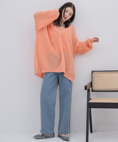 kivi(キヴィ)の「V neck PO & tank top(ニット/セーター・レディース・ブラック/オフホワイト/オレンジ/イエロー・FREE)」の19枚目の写真