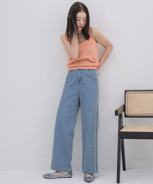 kivi(キヴィ)の「V neck PO & tank top(ニット/セーター・レディース・ブラック/オフホワイト/オレンジ/イエロー・FREE)」の21枚目の写真