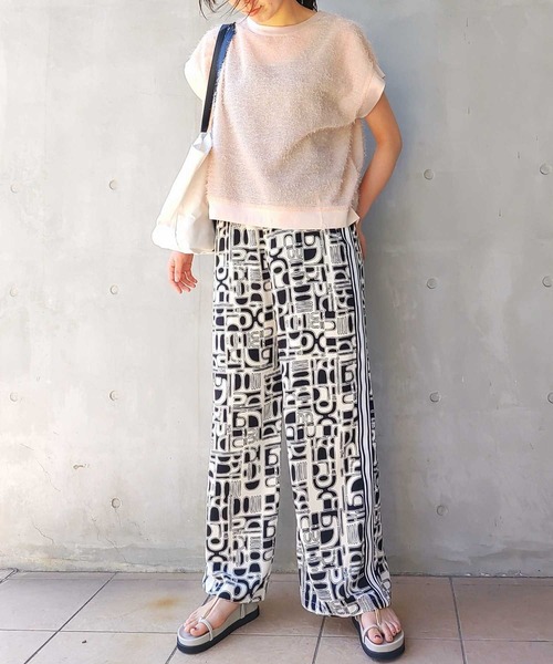 Q（キュー）の「プリントサイドラインパンツ（その他パンツ・レディース・ブラウン系/ブラック系・MEDIUM）」の7枚目の写真