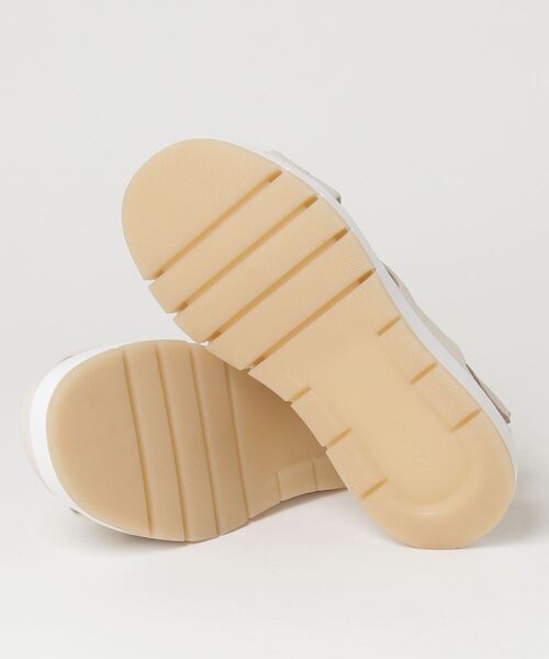 Clarks（クラークス）の「Tuscan Cross / タスカンクロス（クリームレザー）（サンダル・レディース・ホワイト・UK6/UK5.5/UK5/UK4.5/UK4/UK3.5/UK3）」の9枚目の写真