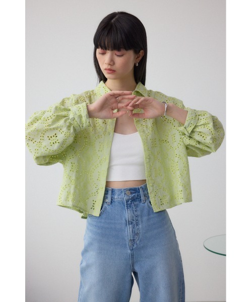 AZUL by moussy（アズールバイマウジー）の「コットンレースクロップドシャツ（シャツ/ブラウス・レディース・ブラック/アイボリー/ライム・FREE）」の12枚目の写真