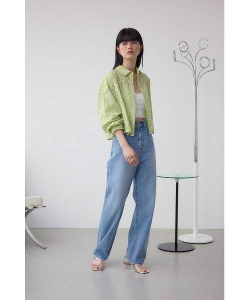 AZUL by moussy（アズールバイマウジー）の「コットンレースクロップドシャツ（シャツ/ブラウス・レディース・ブラック/アイボリー/ライム・FREE）」の11枚目の写真