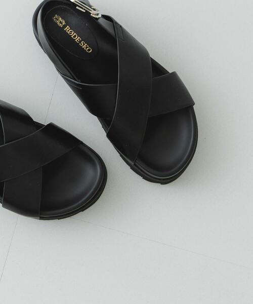 RODE SKO(ロデスコ)の「フットベッドクロスサンダル(サンダル・レディース・ブラック/ブラウン・36/37/38)」の17枚目の写真