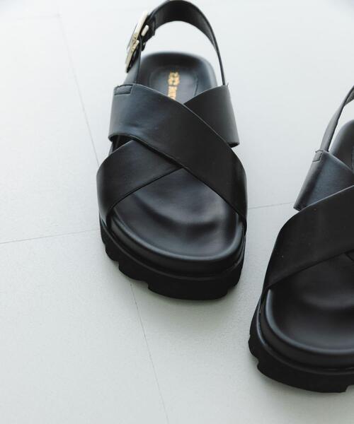 RODE SKO(ロデスコ)の「フットベッドクロスサンダル(サンダル・レディース・ブラック/ブラウン・36/37/38)」の16枚目の写真