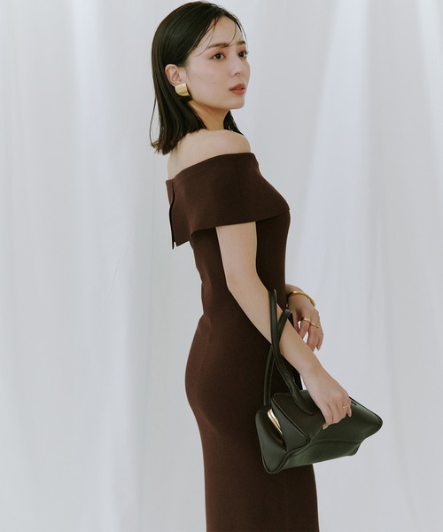 【新品未使用タグ付き】アニュアンス 完売品 ムーンネックニットワンピース M ムーンネックニットワンピース