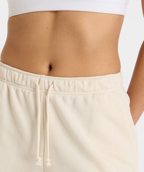 NEW BALANCE（ニューバランス）の「Coastal ライトフレンチテリーショーツ2.5インチ（その他パンツ・レディース・アイボリー/ライトブルー・SMALL/MEDIUM/LARGE）」の6枚目の写真