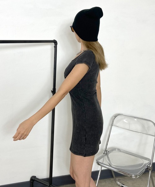 non-hedge(ノンヘッジ)の「ジップ切替ミニワンピース(ワンピース・レディース・グレー/ブラック・FREE)」の5枚目の写真