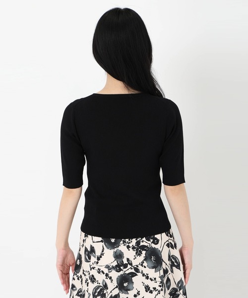 STRAWBERRY-FIELDS（ストロベリーフィールズ）の「Vネック5分袖リブニット（ニット/セーター・レディース・グリーン/オフホワイト/ブラック・2）」の11枚目の写真