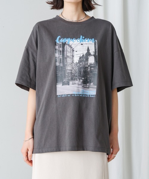 Bou Jeloud（ブージュルード）の「タウンフォトカラーロゴＴシャツ（Tシャツ/カットソー・レディース・オフホワイト/チャコールグレー・38）」の5枚目の写真