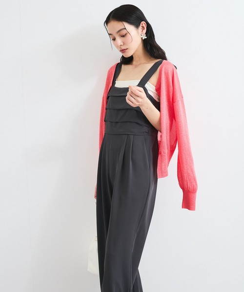 VIS（ビス）の「フロントタックデザインサロペット/オールインワン（サロペット/オーバーオール・レディース・ベージュ/チャコールグレー・FREE）」の6枚目の写真