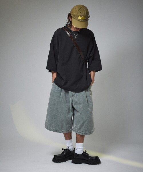 FREAK'S STORE(フリークスストア)の「限定展開 MR HEARTS/ミスターハーツ VINTAGE WASHED DENIM JORTS(デニムパンツ・メンズ・ライトブラック/インディゴブルー/ライトブルー/ブラック・LARGE/MEDIUM/SMALL)」の6枚目の写真