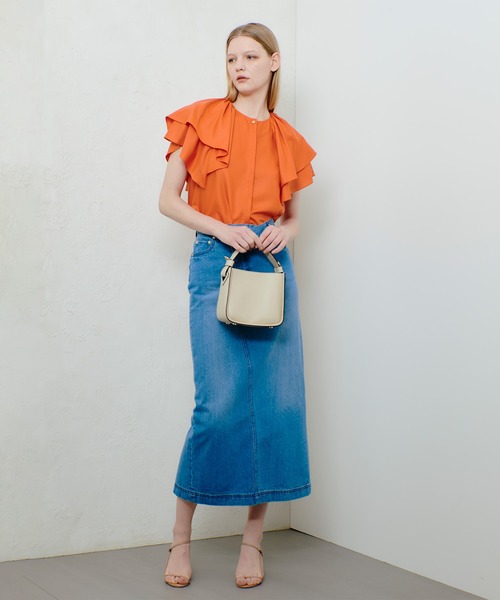 allureville（アルアバイル）の「デニムタイトスカート（デニムスカート・レディース・ライトブルー・1/2）」の5枚目の写真