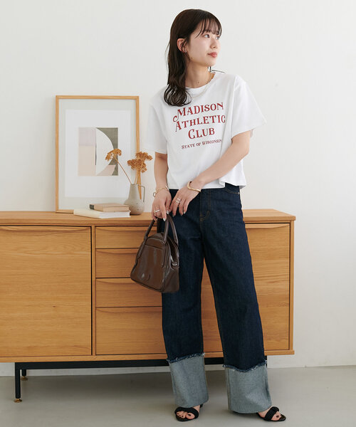 DISCOAT（ディスコート）の「【WEB限定】MADISONコンパクトTシャツ（Tシャツ/カットソー・レディース・カーキ/グレイッシュベージュ/ホワイト/ネイビー/グレー/アイボリー・MEDIUM）」の11枚目の写真