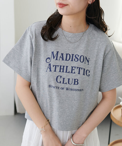 DISCOAT（ディスコート）の「【WEB限定】MADISONコンパクトTシャツ（Tシャツ/カットソー・レディース・カーキ/グレイッシュベージュ/ホワイト/ネイビー/グレー/アイボリー・MEDIUM）」の20枚目の写真