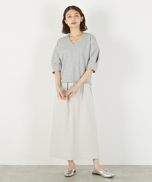 LOGEMENT DE CLAIRE(ロジュモンドクレール)の「Vネックプルオーバー(Tシャツ/カットソー・レディース・ホワイト/杢グレー/ブラック・FREE)」の13枚目の写真