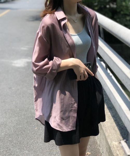 Forcement(フォースメント)の「バックリボン軽やかワイドシアーシャツ(シャツ/ブラウス・レディース・ホワイト/カーキ/ピンク/ブルー・FREE)」の2枚目の写真