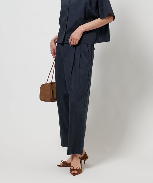 新品未使用　UNITED ARROWS　ユナイテッドアローズ　テーパード　パンツ 新品未使用 UNITED ARROWS ユナイテッドアローズ テーパード
