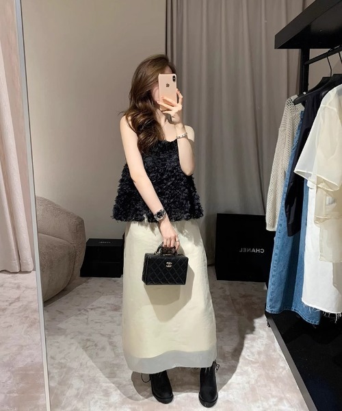 gossip!ロサンゼルス(ゴシップロサンゼルス)の「Flower エンボス キャミソール 【Y2Kガーリー】(キャミソール・レディース・オフホワイト・FREE)」の9枚目の写真