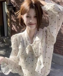 フリルシャツ
