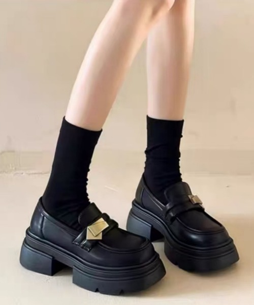 Ritzy（リッツィー）の「軽量厚底 メタルバックル ローファー（ローファー・レディース・ブラック系1/ブラック系2・22.5/23/23.5/24/24.5/25）」の2枚目の写真