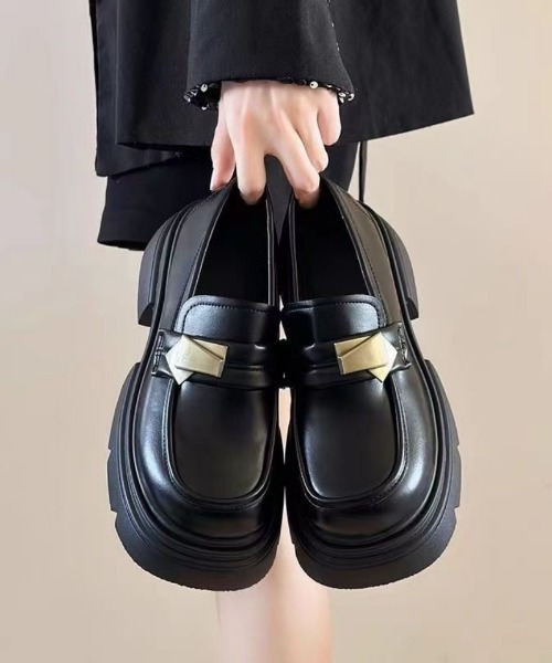 Ritzy（リッツィー）の「軽量厚底 メタルバックル ローファー（ローファー・レディース・ブラック系1/ブラック系2・22.5/23/23.5/24/24.5/25）」の3枚目の写真