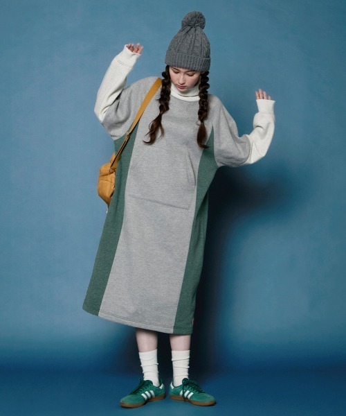 KRIFF MAYER Lady's Collection（クリフメイヤーレディースコレクション）の「裏起毛杢タートルネックワンピース（スウェット・レディース・グレー/ダークグリーン/ブラック/オートミール・MEDIUM/LARGE）」の6枚目の写真