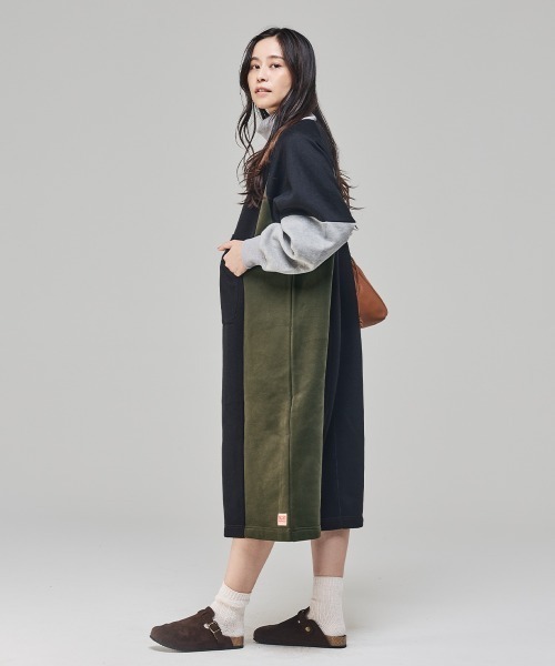 KRIFF MAYER Lady's Collection（クリフメイヤーレディースコレクション）の「裏起毛杢タートルネックワンピース（スウェット・レディース・グレー/ダークグリーン/ブラック/オートミール・MEDIUM/LARGE）」の10枚目の写真