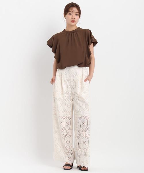 Andemiu(アンデミュウ)の「クロシェレースイージーパンツ578209(その他パンツ・レディース・オフホワイト/ブラック/レッド・FREE)」の4枚目の写真