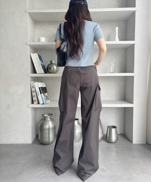 TREOVER(トレオーバー)の「【綺麗めスタイルにも大活躍】 ルーズシルエットカーゴパンツ(カーゴパンツ・レディース・チャコールグレー・MEDIUM/LARGE)」の6枚目の写真