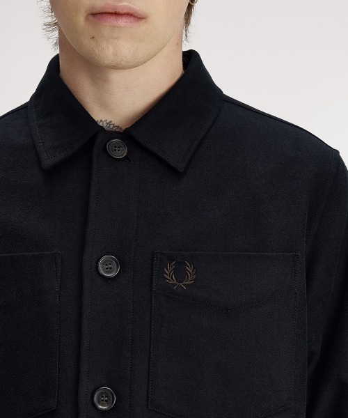 FRED PERRY(フレッドペリー)の「【先行予約受付中】Brushed Twill Overshirt/コットンツイルオーバーシャツ(シャツ/ブラウス・メンズ・ネイビー/グレー/ブラック・L/M/S)」の15枚目の写真